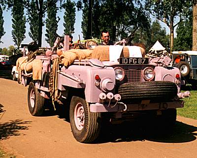 Land Rover SAS Pink Panther